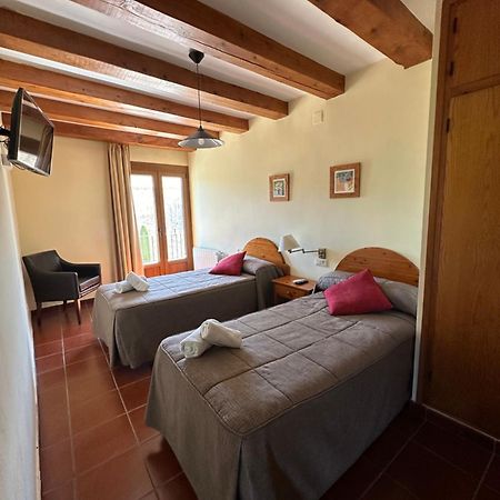 Hostal Centre Del Montsec Llimiana Kültér fotó