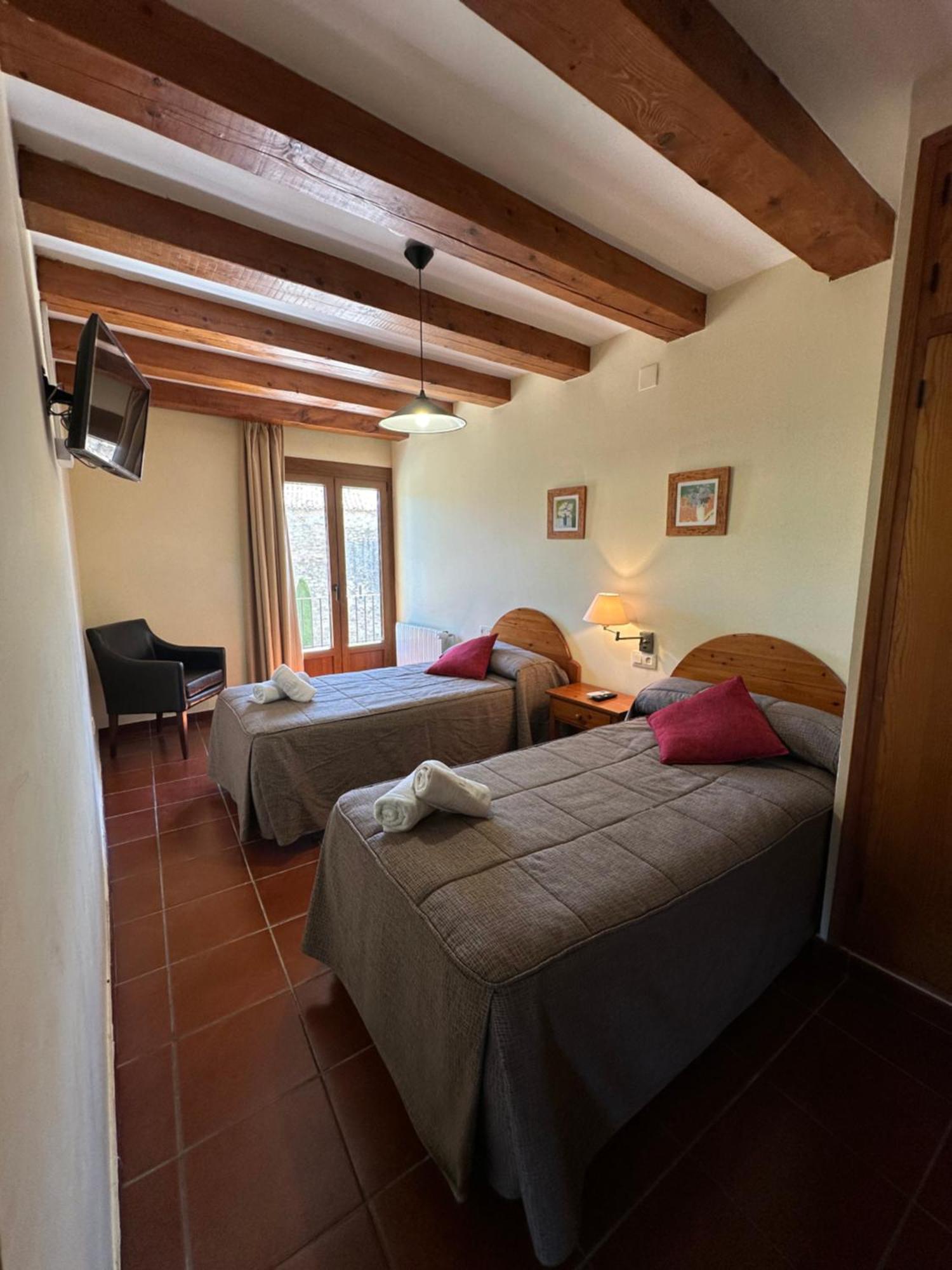 Hostal Centre Del Montsec Llimiana Kültér fotó